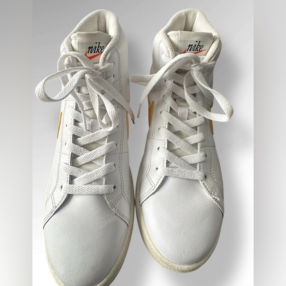 Nike Womens 8 Sneaker Court Royale 2 Mid White Gold Swoosh Retro Shoe DJ2005-100 - Picture 8 of 12